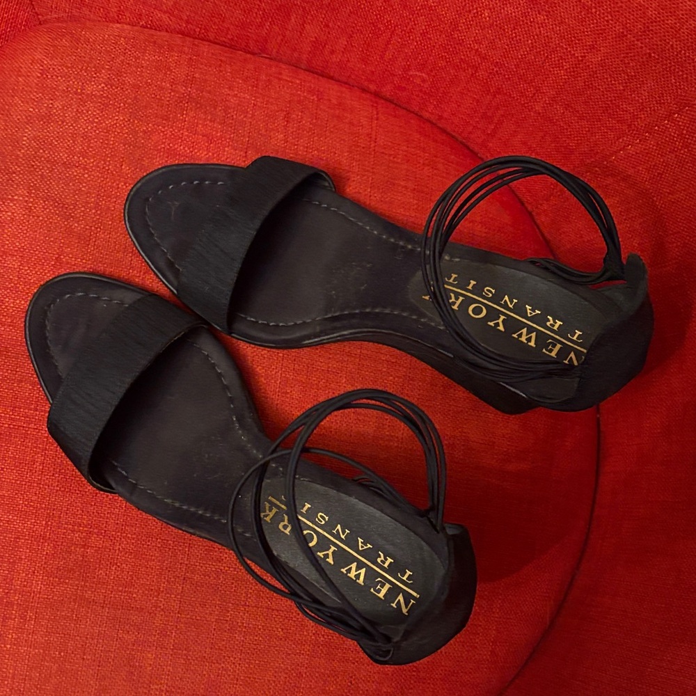 New York Transit navy Strappy Ankle-Tie Sandals